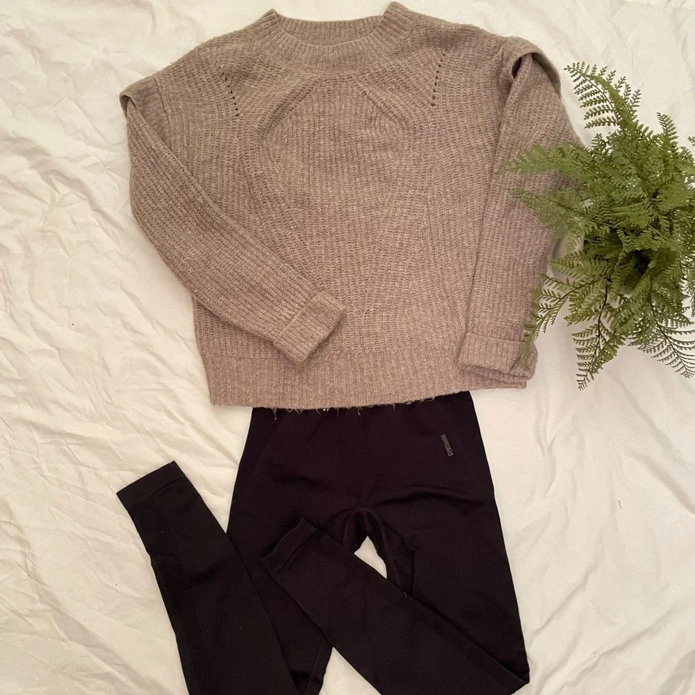Express sweater - Picture 2 of 5